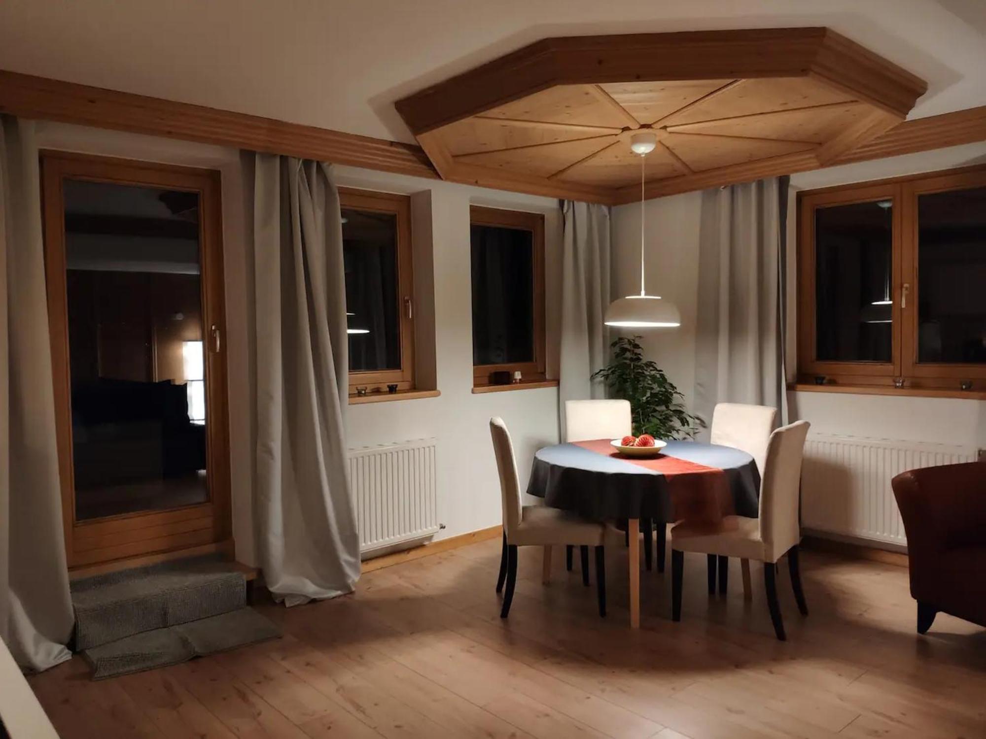 Alpendohle Apartments Innsbruck Ruang foto